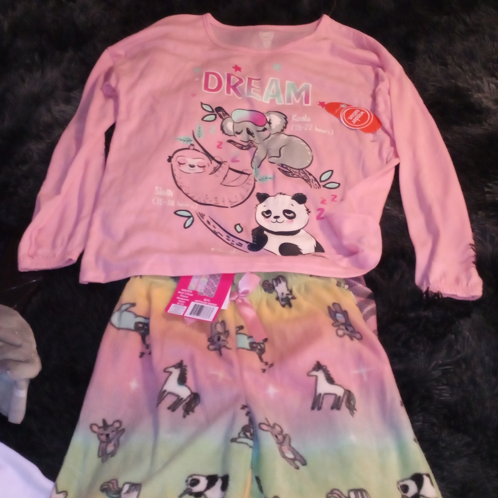 Girls pajamas